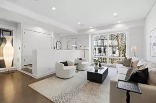 2436 N Surrey Ct, Chicago, IL 60614 - Photo 5