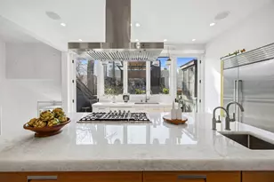 2436 N Surrey Ct, Chicago, IL 60614 - Photo 15