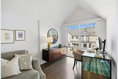 2436 N Surrey Court, Chicago, IL 60614 - Photo 29