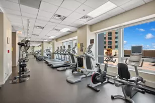 512 N McClurg Ct, Chicago, IL 60611 - Photo 17