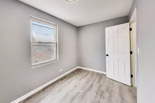 4330 S Langley Ave, Chicago, IL 60653 - Photo 25