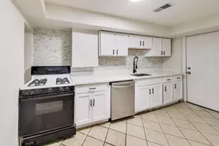 4330 S Langley Ave, Chicago, IL 60653 - Photo 21