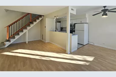 726 E Old Willow Road #104C, Prospect Heights, IL 60070 - Photo 9