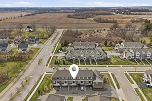 217 Goldenrod Dr, Elgin, IL 60124 - Photo 39