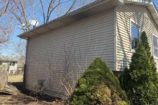 134 Dolores St, Oswego, IL 60543 - Photo 5