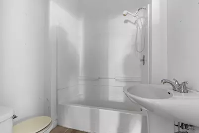 221 Rome Avenue, Rockford, IL 61107 - Photo 17