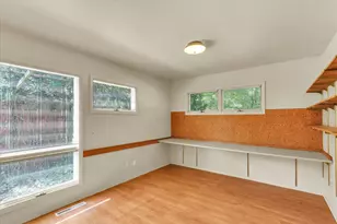 1302 Briarwood Dr, Champaign, IL 61821 - Photo 21