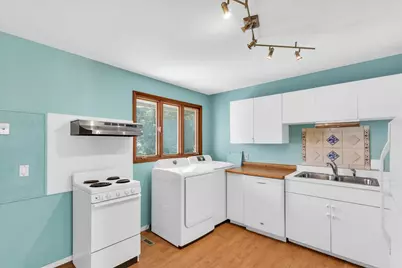 1302 Briarwood Drive, Champaign, IL 61821 - Photo 11