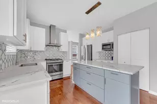 617 Carnation Dr, Oswego, IL 60543 - Photo 9