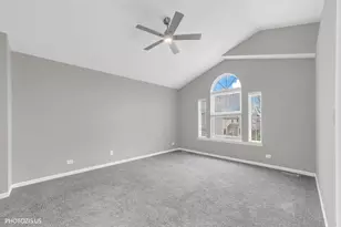 617 Carnation Dr, Oswego, IL 60543 - Photo 37