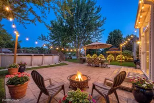 617 Carnation Dr, Oswego, IL 60543 - Photo 43