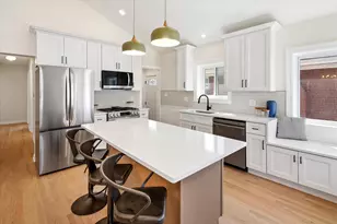 6221 N La Crosse Ave, Chicago, IL 60646 - Photo 7