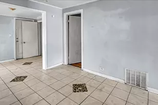 1048 W 104th Pl, Chicago, IL 60643 - Photo 17