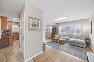 4012 Liberty Blvd, Westmont, IL 60559 - Photo 3