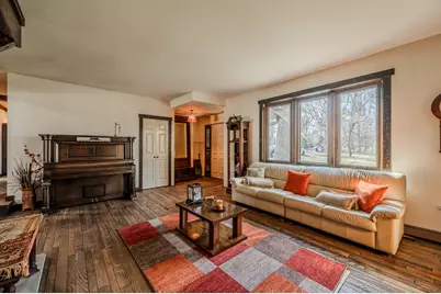 731 E Gartner Road, Naperville, IL 60540 - Photo 11