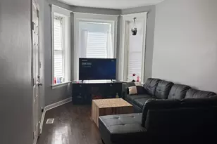 625 N Monticello Ave, Chicago, IL 60624 - Photo 3