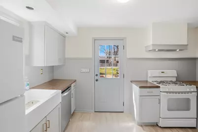 3114 Enoch Avenue, Zion, IL 60099 - Photo 9