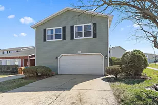 2155 College Dr, Glendale Heights, IL 60139 - Photo 1