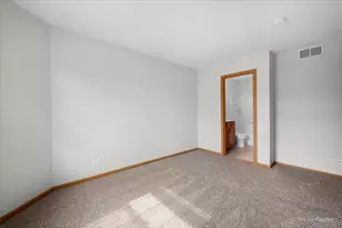 1472 Cambria Dr, Dekalb, IL 60115 - Photo 21