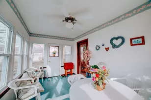 617 E Grant St, Watseka, IL 60970 - Photo 21