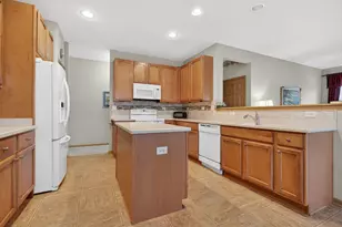 507 Homeview Dr, Oswego, IL 60543 - Photo 19