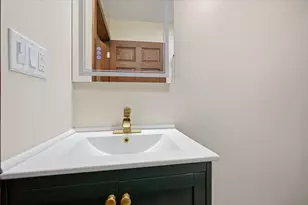 412 N Wood St, Maroa, IL 61756 - Photo 17