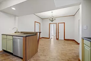 412 N Wood St, Maroa, IL 61756 - Photo 11