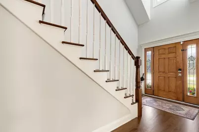 148 Jane Court, Clarendon Hills, IL 60514 - Photo 5