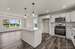 1514 Sage Ln, Harvard, IL 60033 - Photo 9