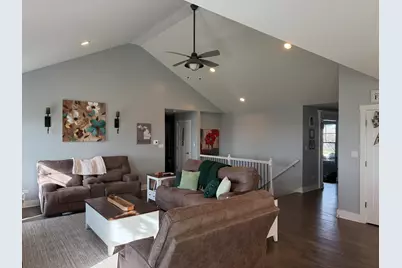 735 Peacock Place, Manteno, IL 60950 - Photo 5
