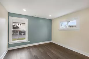 1910 Ashley Rd, Hoffman Estates, IL 60169 - Photo 15