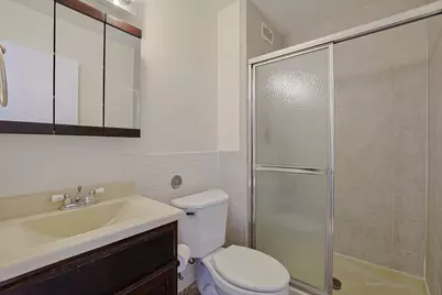 8815 W Golf Road #6I, Niles, IL 60714 - Photo 17