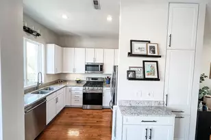 2065 N Kedzie Ave, Chicago, IL 60647 - Photo 3