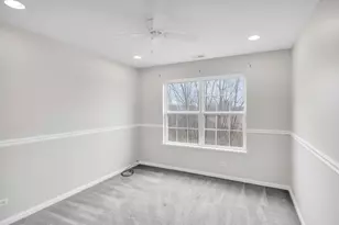 151 Charleston Ln W, Gilberts, IL 60136 - Photo 29