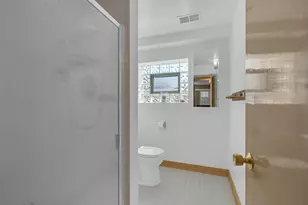 2054 Birch St, Des Plaines, IL 60018 - Photo 21