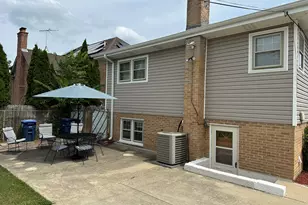 2054 Birch St, Des Plaines, IL 60018 - Photo 23