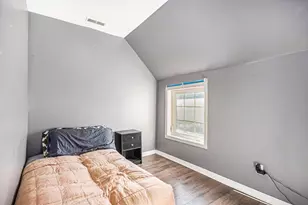 315 North Ave, Sycamore, IL 60178 - Photo 11