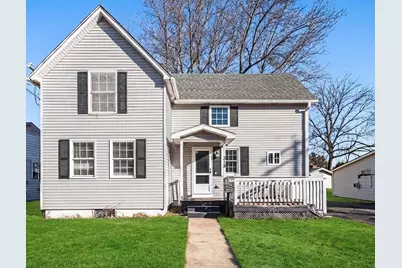 315 North Avenue, Sycamore, IL 60178 - Photo 1