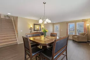 3905 Harmony Dr, Zion, IL 60099 - Photo 5