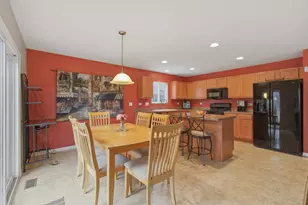 3905 Harmony Dr, Zion, IL 60099 - Photo 13