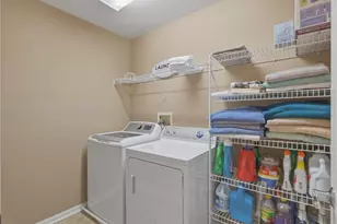 3905 Harmony Dr, Zion, IL 60099 - Photo 17