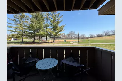 1 Cedar Court #4, Vernon Hills, IL 60061 - Photo 5