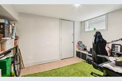 744 W California Terrace #1, Chicago, IL 60657 - Photo 15