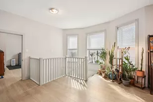 744 W California Terrace, Chicago, IL 60657 - Photo 3