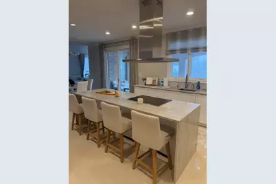 525 Senon Drive, Lemont, IL 60439 - Photo 3