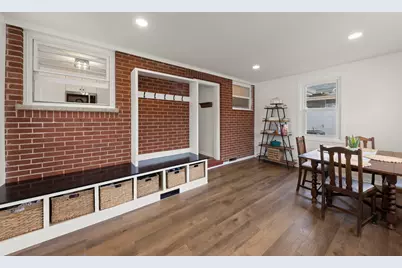 313 N Lombard Avenue, Lombard, IL 60148 - Photo 17