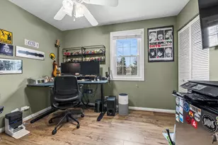 1112 Woodlake Dr, Carol Stream, IL 60188 - Photo 17