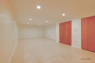 555 Longfellow Ave, Deerfield, IL 60015 - Photo 17