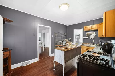 317 W 2nd Street, Momence, IL 60954 - Photo 7