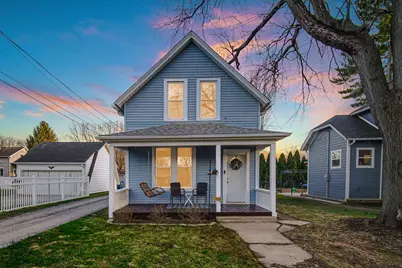 317 W 2nd Street, Momence, IL 60954 - Photo 1